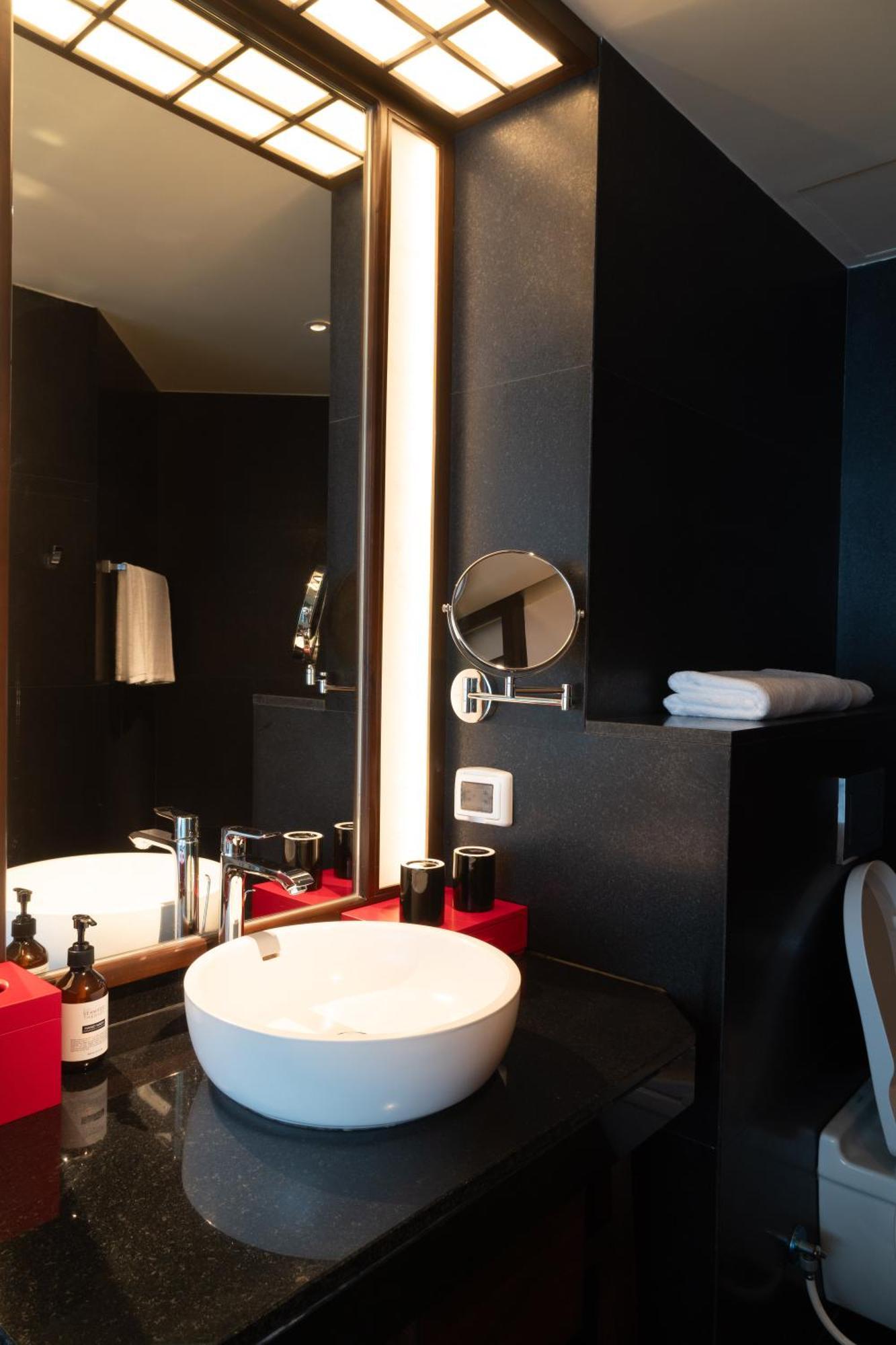 Suzu Saigon - A Boutique Hotel Ho Şi Min Dış mekan fotoğraf